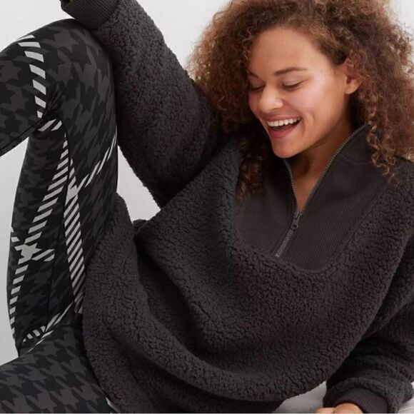aerie Tops - Aerie dream sherpa charcoal gray